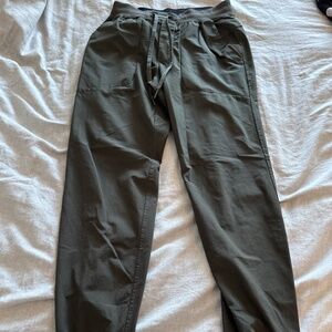 Men's Lululemon ABC Jogger (Medium)
